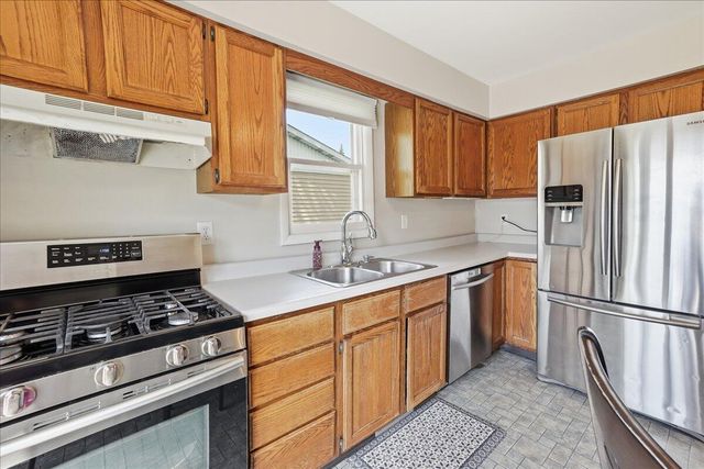 1709 E Rand Street, Hobart, IN 46342