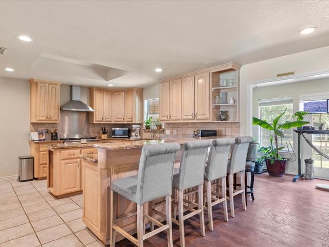 205 Private Road 2194, Decatur, TX 76234