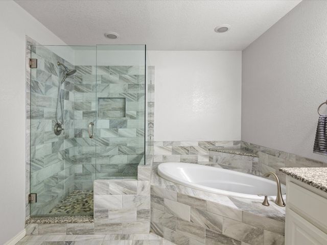 205 Private Road 2194, Decatur, TX 76234