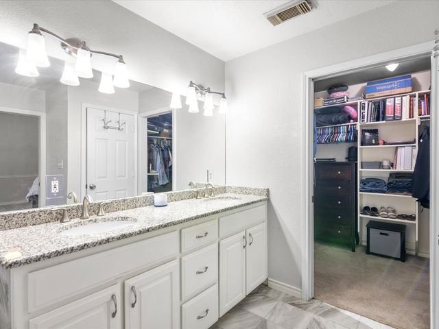 205 Private Road 2194, Decatur, TX 76234