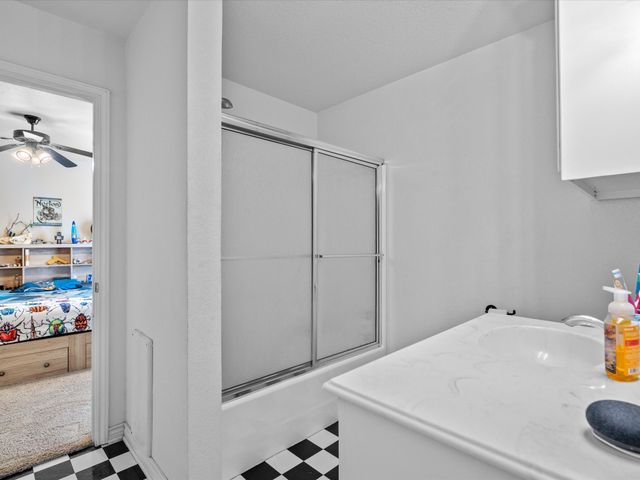 205 Private Road 2194, Decatur, TX 76234