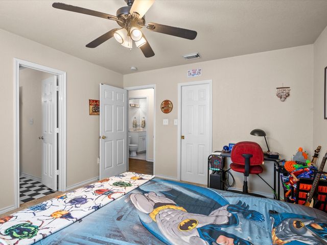 205 Private Road 2194, Decatur, TX 76234