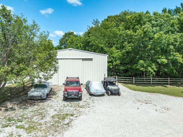 205 Private Road 2194, Decatur, TX 76234