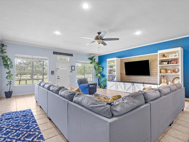 205 Private Road 2194, Decatur, TX 76234