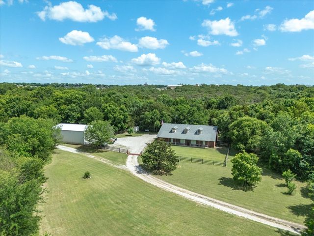 205 Private Road 2194, Decatur, TX 76234