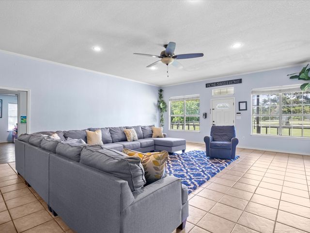 205 Private Road 2194, Decatur, TX 76234