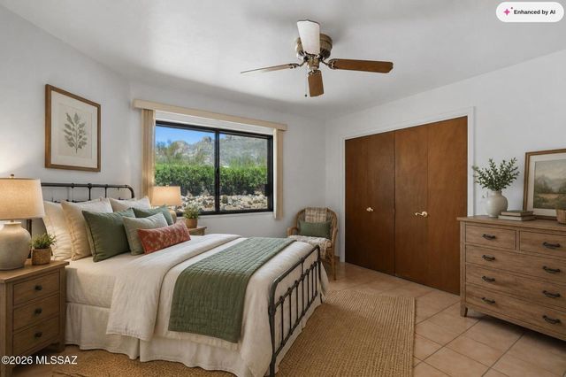 1235 E Moonridge Road, Tucson, AZ 85718