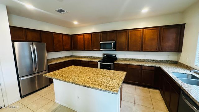 11628 W REDFIELD Road, El Mirage, AZ 85335