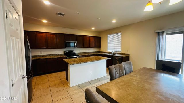 11628 W REDFIELD Road, El Mirage, AZ 85335