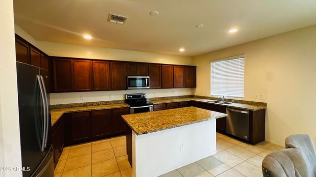 11628 W REDFIELD Road, El Mirage, AZ 85335