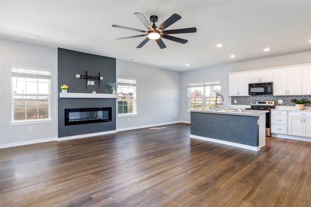 2818 NW 35th Lane, Ankeny, IA 50023