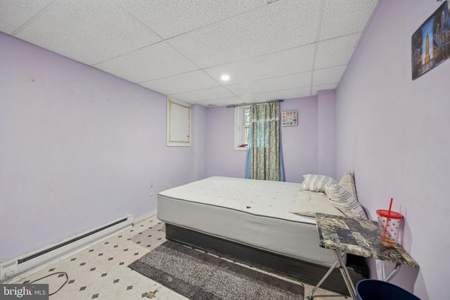 5627 SANSOM ST, Philadelphia, PA 19139