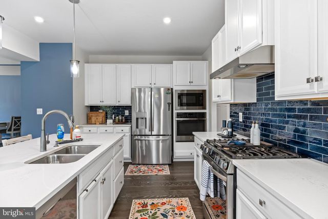 5018 BIRCH LEAF CIR, Fredericksburg, VA 22407
