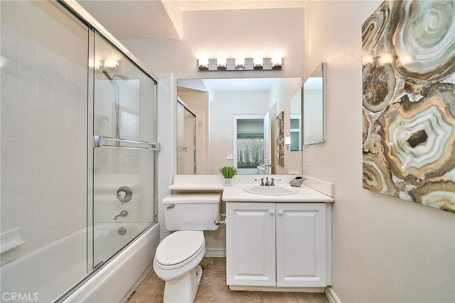 32 Canyonwood, Irvine, CA 92620