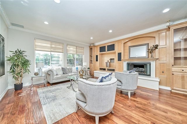 32 Canyonwood, Irvine, CA 92620