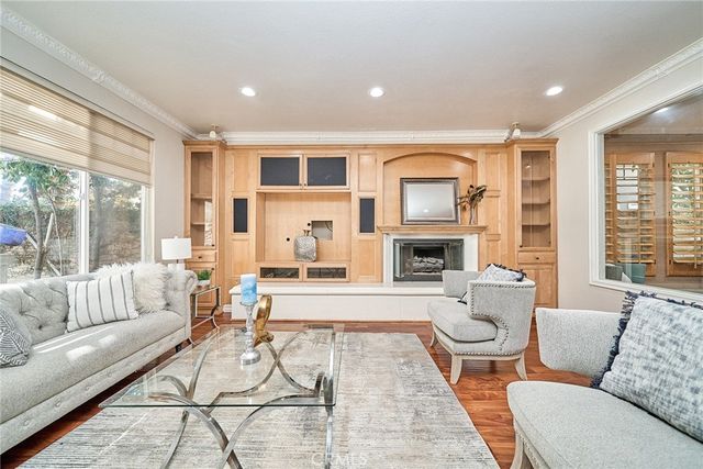 32 Canyonwood, Irvine, CA 92620