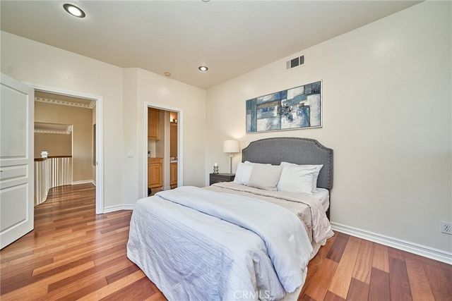 32 Canyonwood, Irvine, CA 92620