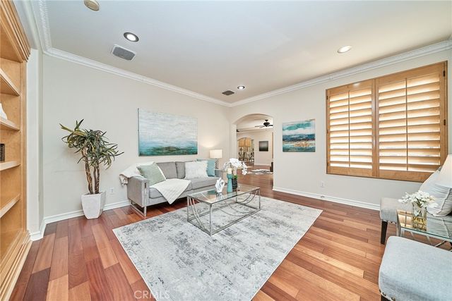 32 Canyonwood, Irvine, CA 92620