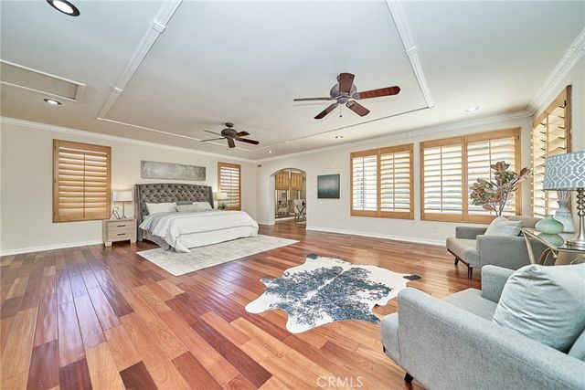32 Canyonwood, Irvine, CA 92620