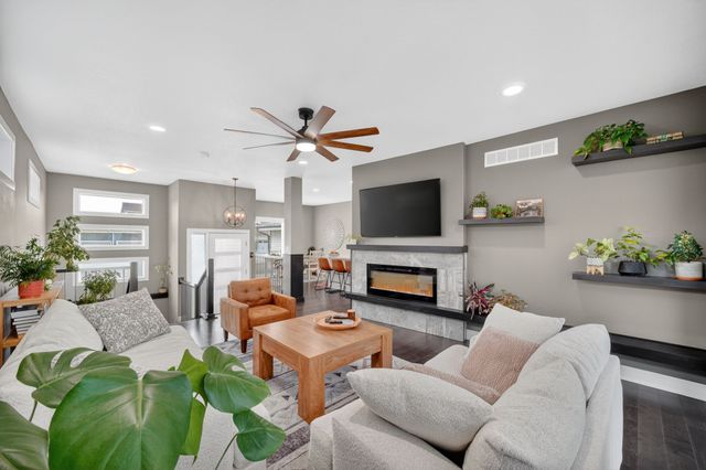 709 SE 14th Street, Grimes, IA 50111