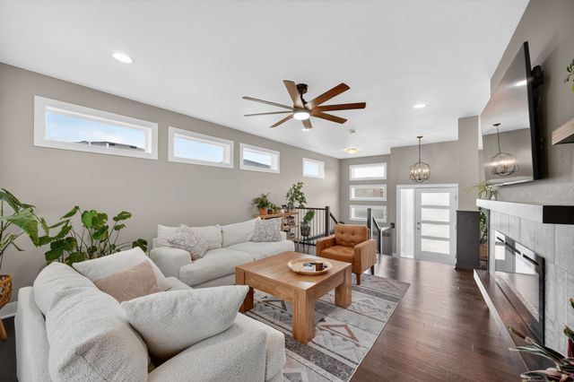 709 SE 14th Street, Grimes, IA 50111