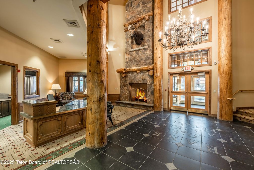 975 W BROADWAY Avenue, Jackson, WY 83001 photo 4