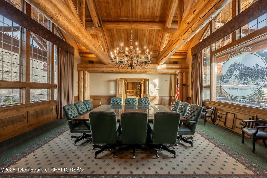 975 W BROADWAY Avenue, Jackson, WY 83001 photo 7