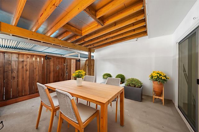 9654 Westview Drive 9, Houston, TX 77055