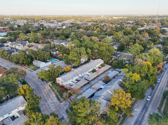 9654 Westview Drive 9, Houston, TX 77055