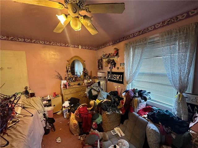 311 Margaret St, Jeannette, PA 15644