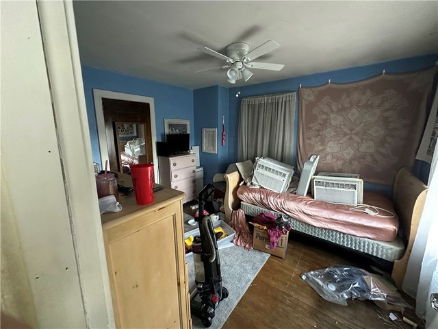 311 Margaret St, Jeannette, PA 15644