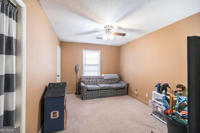 102 Smoke Rise Drive, Warner Robins, GA 31088