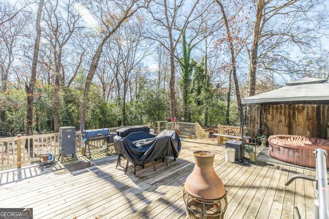 102 Smoke Rise Drive, Warner Robins, GA 31088