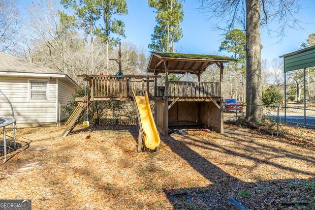 102 Smoke Rise Drive, Warner Robins, GA 31088