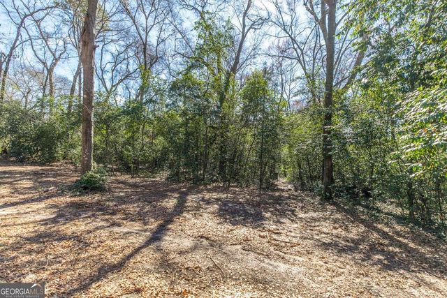 102 Smoke Rise Drive, Warner Robins, GA 31088