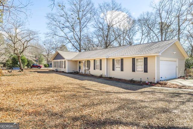 102 Smoke Rise Drive, Warner Robins, GA 31088