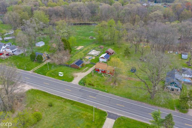 22466 N Bedford Road, Battle Creek, MI 49017