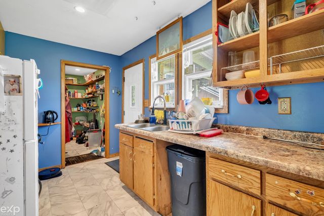 22466 N Bedford Road, Battle Creek, MI 49017