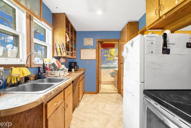 22466 N Bedford Road, Battle Creek, MI 49017