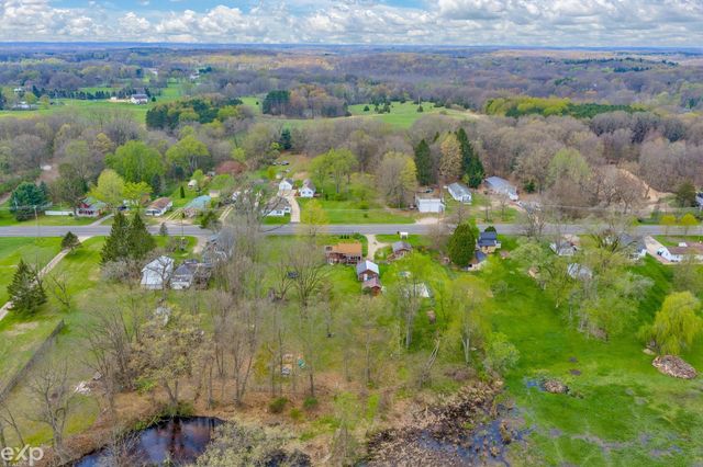 22466 N Bedford Road, Battle Creek, MI 49017