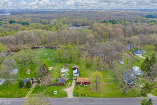 22466 N Bedford Road, Battle Creek, MI 49017