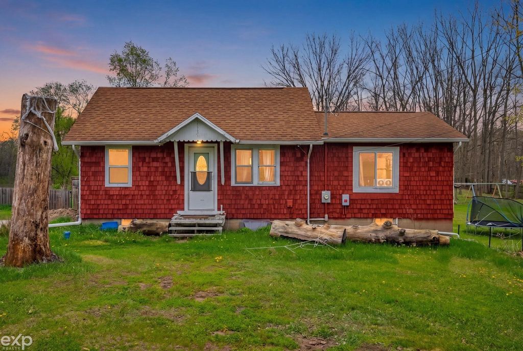 22466 N Bedford Road, Battle Creek, MI 49017