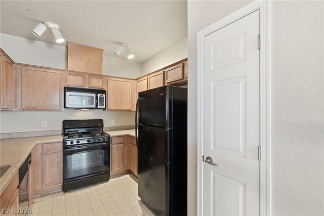 8324 West Charleston Boulevard 2036, Las Vegas, NV 89117