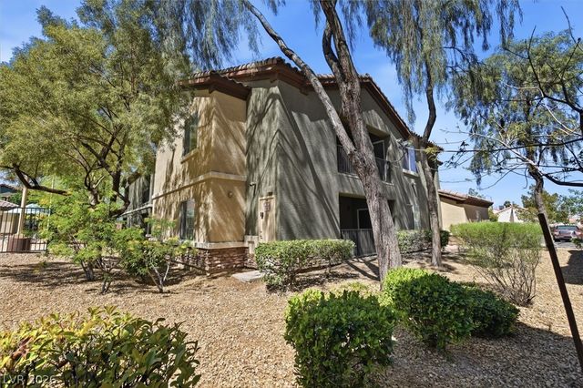 8324 West Charleston Boulevard 2036, Las Vegas, NV 89117