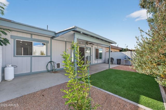 828 W RICE Drive, Tempe, AZ 85283