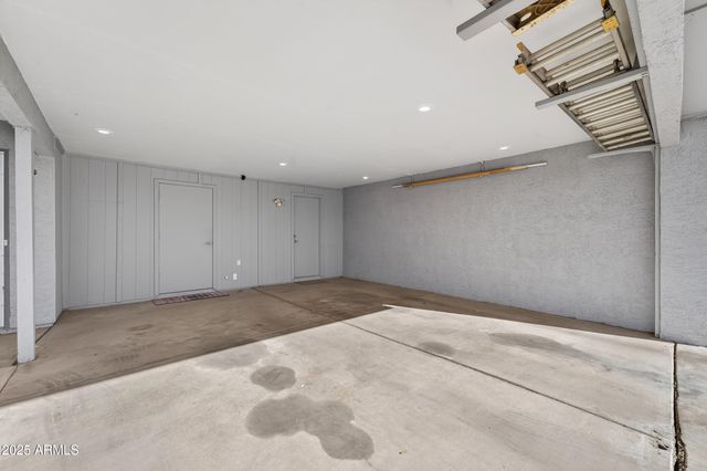 828 W RICE Drive, Tempe, AZ 85283