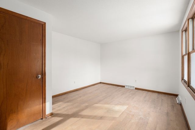 25 Laurelwood Lane, Springfield, MA 01128