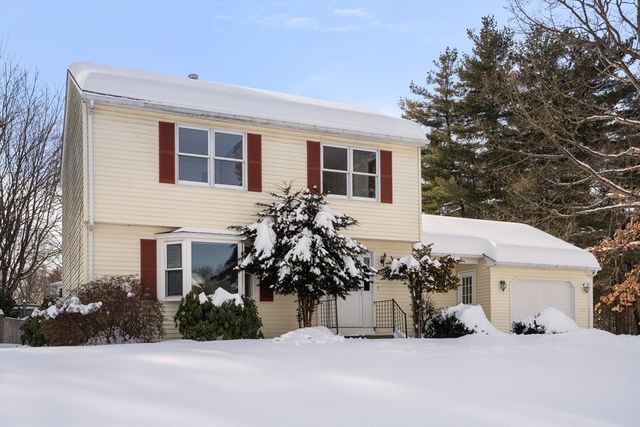 25 Laurelwood Lane, Springfield, MA 01128