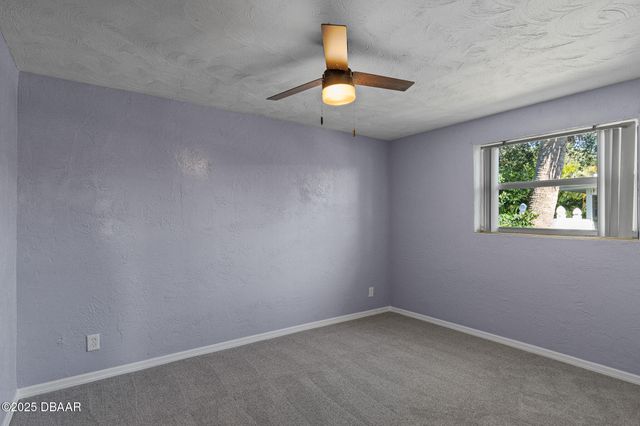 417 Manhattan Avenue, Daytona Beach, FL 32118