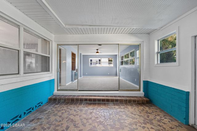 417 Manhattan Avenue, Daytona Beach, FL 32118